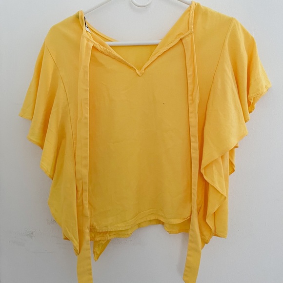 Yellow Top - Picture 2 of 2